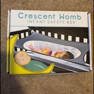 Crescent Womb